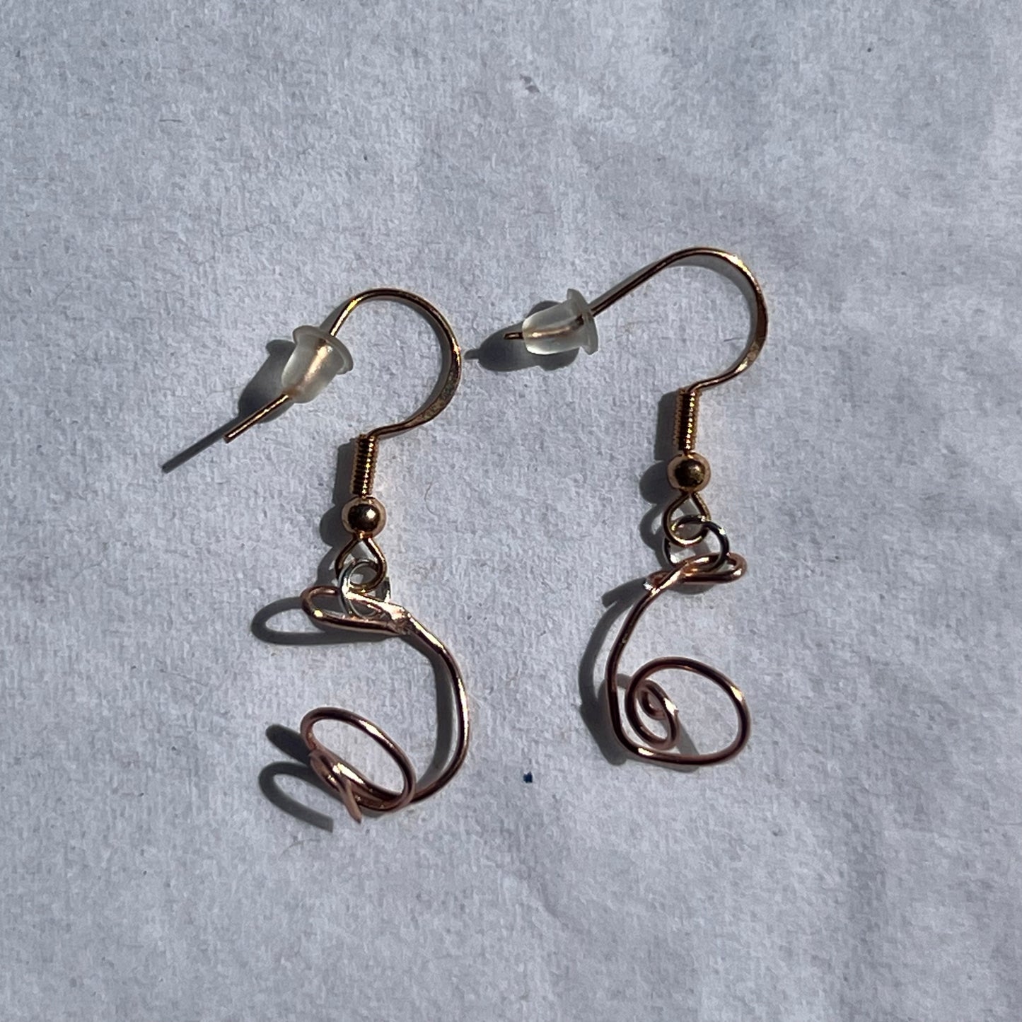 gold earrings with wire